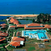 CLUB PALM BAY 4****